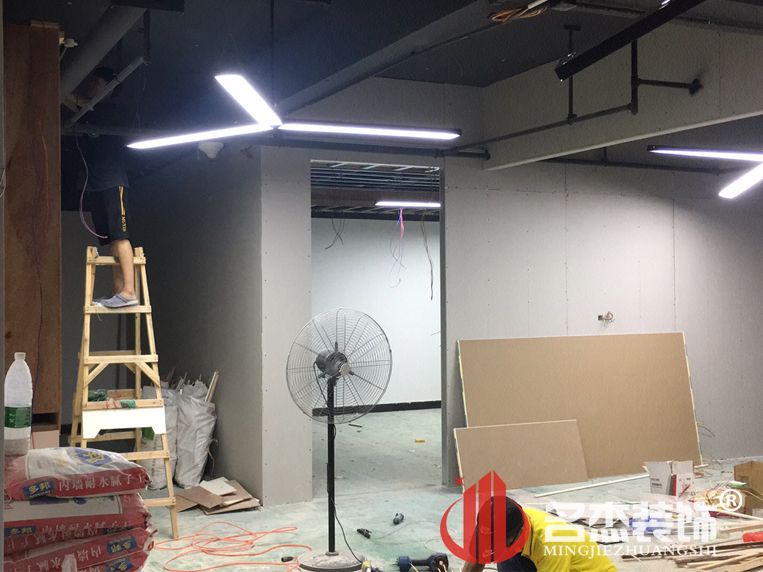 ����װ����ƹ�˾